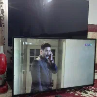 تلوزیون در حد نو ۴۳ اینچ دیجیتال دار، برند سینگل