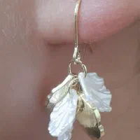 گوشواره‌های مرواریدی