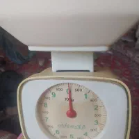 ترازو سفید