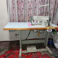 چرخ خیاطی صنعتی همراه میز کار(سالم)