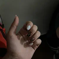 استخدام  ناخن کار با تجربه و با مشتری در سالن