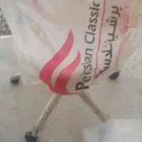 صندلی و لوازم آرایشی زنانه|آرایشگاه و سالن‌های زیبایی|بندرعباس, |دیوار