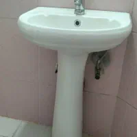 روشویی تر وتمیز بدون شیر