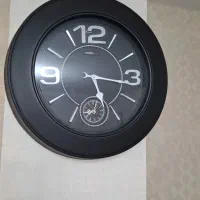 ساعت دیواری