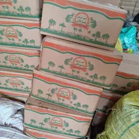 مویز وکشمش خرما خمیر خرما شیره خرما|عمدهفروشی|شیراز, شهرک مدرس|دیوار