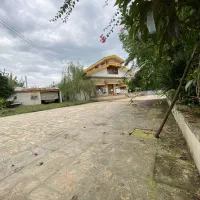 فروش ویلا با متراژ 1000 متر با بنای 350 متر