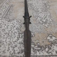 نیزه قدیمی|کلکسیون اشیاء عتیقه|رشت, سلیمانداراب|دیوار