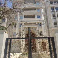 160متر-سه-خواب-روبه-آفتاب-دو-پارکینگ