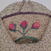 یک عدد حصر زیر نونی ویک عدد زنبیل دستی  دستبافت