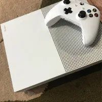 ایکس باکس وان اس 1 tra  دو دسته سالم