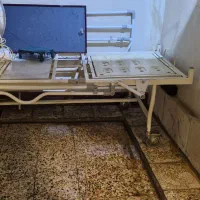 تخت بیمارستانی قابل تنظیم