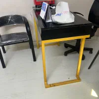 میز و صندلی