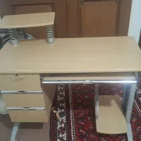 میز کامپیوتر