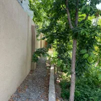 باغ ۷۰۰ متری سند تک‌برگ  آب ۵ اینچ  دیوارکشی کامل