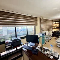 دفتر کار بر اتوبان خیام