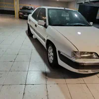 زانتیا ۲۰۰۰ مدل ۸۹ سفید