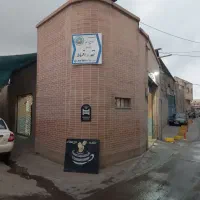 مغازه-میدان-نقش-جهان-تافتون-آزادپز-با-پروانه-کسب