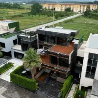 400متر-زمین-تریبلکس-دبل-روف-پایانکار-کاملا-جنگلی