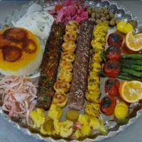 استخدام وسط کار و کارگر ساده آشپز خانه