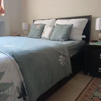 سرویس تخت خواب دونفره کاملا سالم