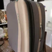 چمدان مسافرتی بزرگ|کیف، کفش، کمربند|رشت, رشتیان|دیوار