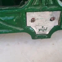 ترازو قدیمی|کلکسیون اشیاء عتیقه|شیراز, بریجستون|دیوار