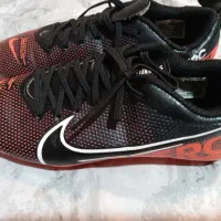 کفش ورزشی چمن