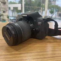Canon 700D کنون