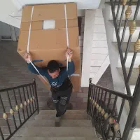 باربری  اثاث کشی اقای نشابوری  کارگر تنها