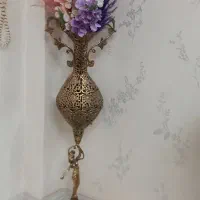 گلدان و ساعت