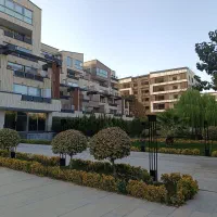 160-متری-در-سازه-به-نام-در-کوی-مهر