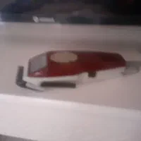 ماشین ریش تراش اصل فرانسه و یه تنه برنجی قلیون