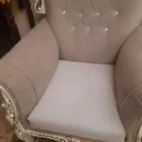 مبلمان راحتی با میز عسلی