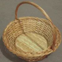 سبد های حصیری برای میوه و گل