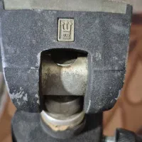 سه پایه دوربین قدیمی