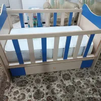 تخت کودک|تخت و صندلی بچه|قم, انسجام|دیوار
