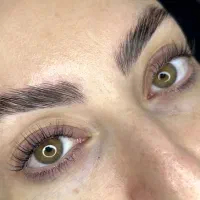 لیفت مژه و ابرو