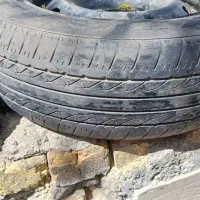 زاپاس و باربند و کلید بالاو پایین بر شیشه