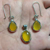 ست آویز و گوشواره نقره