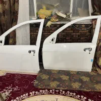 در تیبا سایناجلو چپ وصندوق ساینا اس  رنگ فابریک