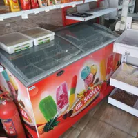 فروش دو عدد یخچال مارکتی