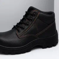 کفش ایمنی نو  سایز ۴۳ و ۴۱ برند قاراول(Gharavol)