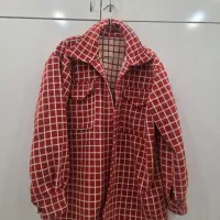 لباس|لباس|مشهد, فارغ التحصیلان|دیوار