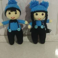 عروسکای بافتنی