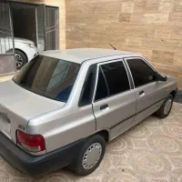 پراید نقره‌ای مدل۸۹