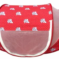 پشه بند و قنداق فرنگی نوزاد