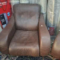 مبل سه نفره