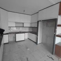 آپارتمان ۱۴۰ متری/خیابان جهاد/تک واحدی