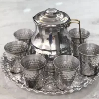 تعدادی ظرف ولباس|ظروف پختوپز|قوچان, |دیوار