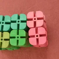 قفسه های مشبک فلزی در رنگهای مختلف|کتابخانه، شلف، قفسه‌های دیواری|تهران, فلسطین (میدان انقلاب)|دیوار